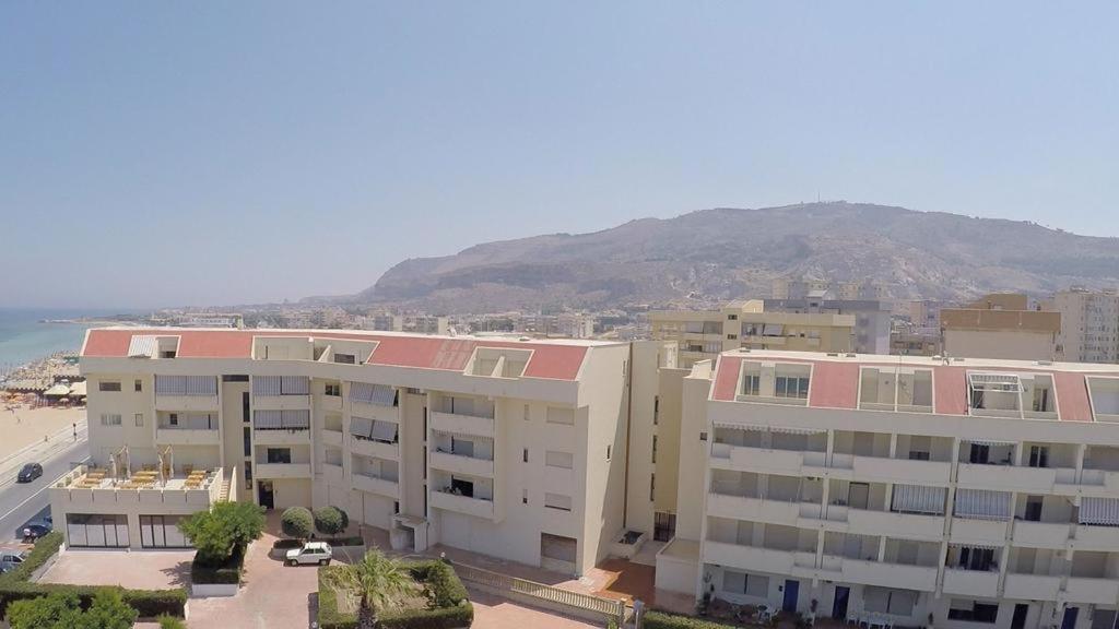 Erice Beach Mare Delux Exterior photo